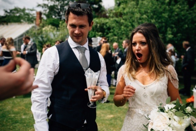 Photographer captures magic moment at wedding
