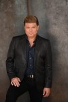 This Is the Moment: Broadway Star & Multi-Platinum Recording Artist, Rob Evan in Concert